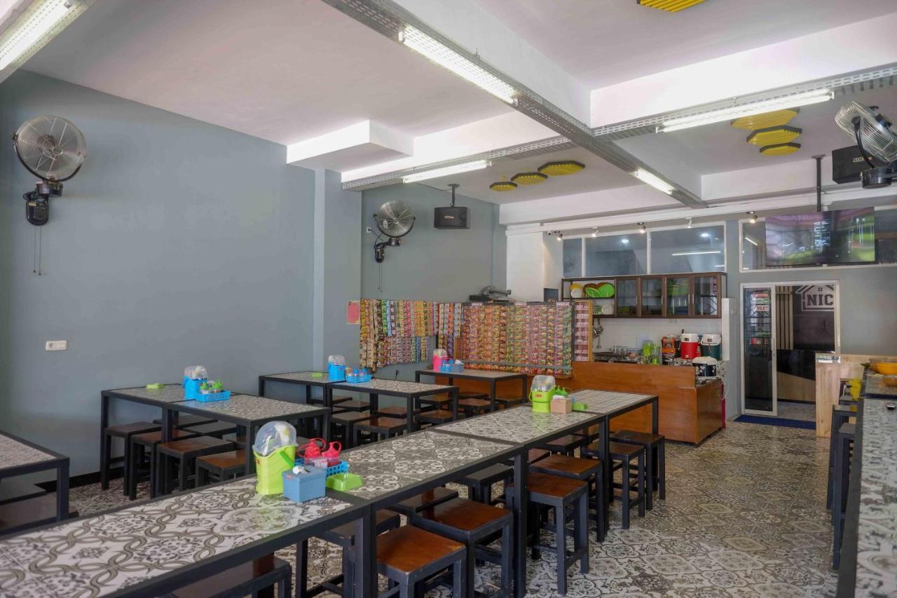 Reddoorz Plus Near Patung Kuda Undip Jatingaleh Exteriör bild