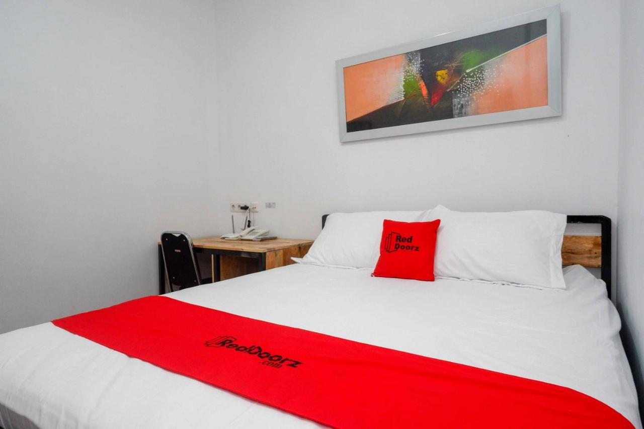 Reddoorz Plus Near Patung Kuda Undip Jatingaleh Exteriör bild