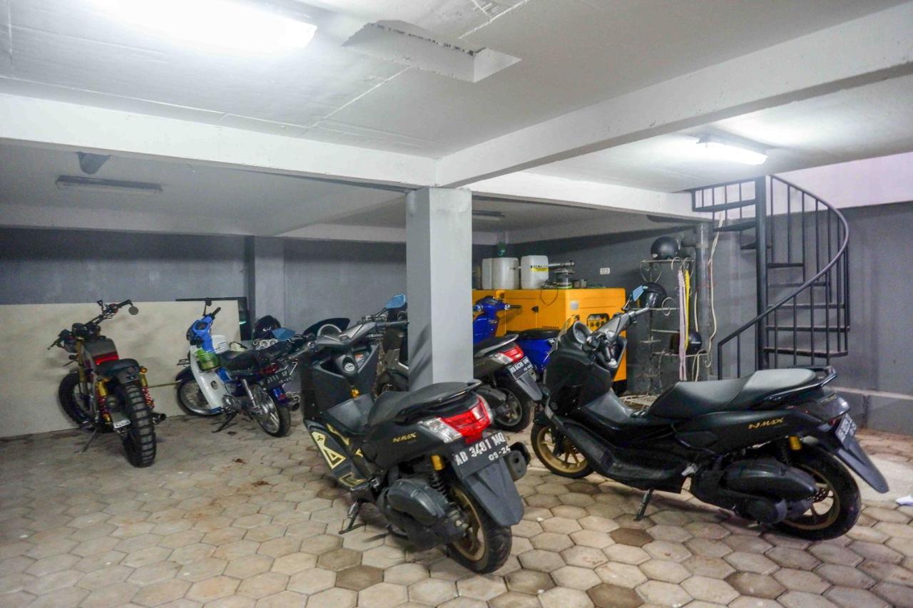 Reddoorz Plus Near Patung Kuda Undip Jatingaleh Exteriör bild