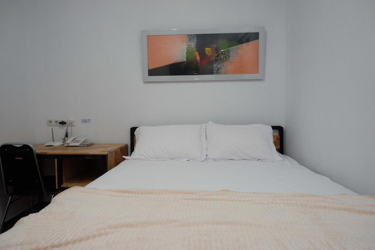 Reddoorz Plus Near Patung Kuda Undip Jatingaleh Exteriör bild
