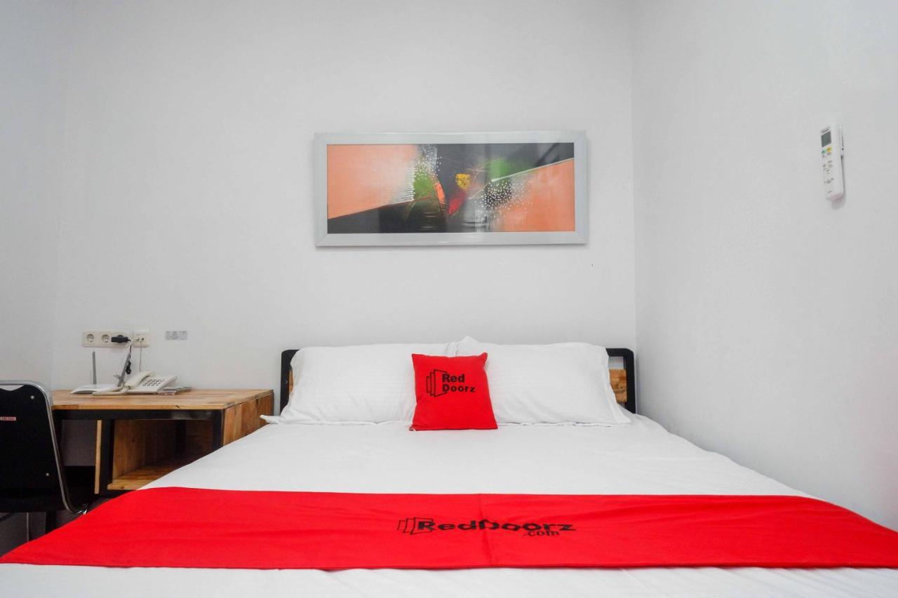 Reddoorz Plus Near Patung Kuda Undip Jatingaleh Exteriör bild