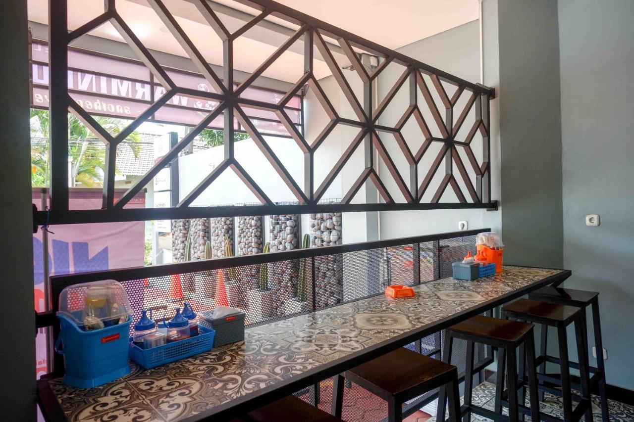Reddoorz Plus Near Patung Kuda Undip Jatingaleh Exteriör bild