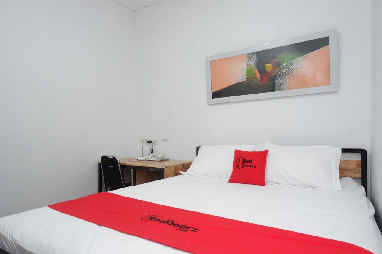 Reddoorz Plus Near Patung Kuda Undip Jatingaleh Exteriör bild